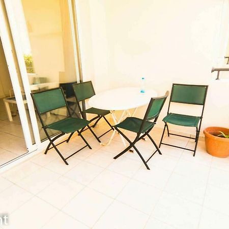 By The Sea Appartement Paphos Buitenkant foto