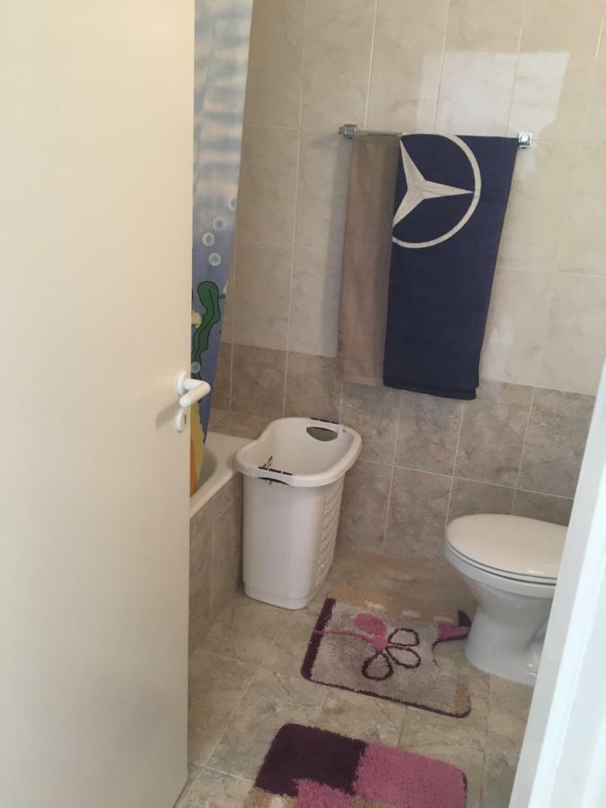 By The Sea Appartement Paphos Buitenkant foto